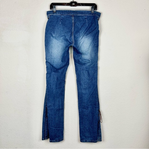 b Clothing Company Y2K Fadded Flare Leg Medium Wash Jeans - Picture 5 of 10